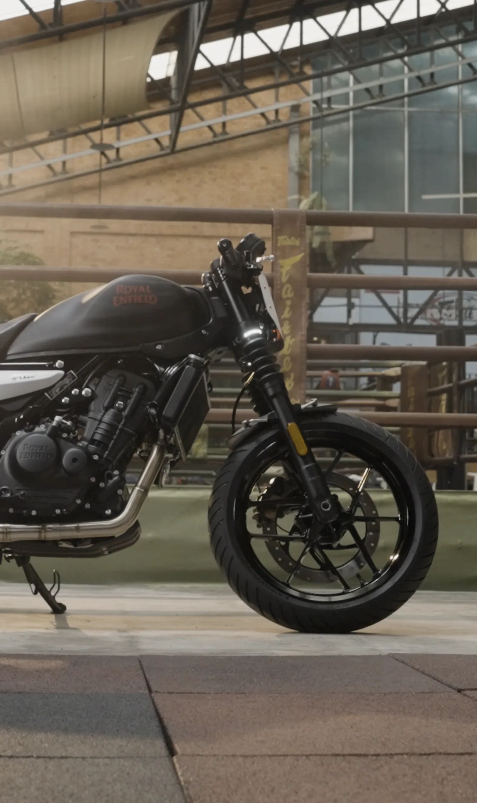 Royal Enfield Guerrilla - PRODUCT REEL